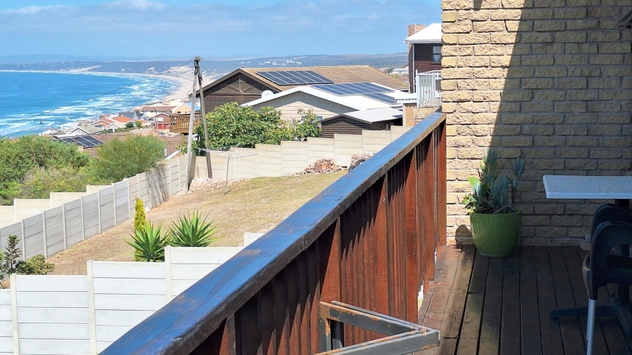 3 Bedroom Property for Sale in Dana Bay Western Cape